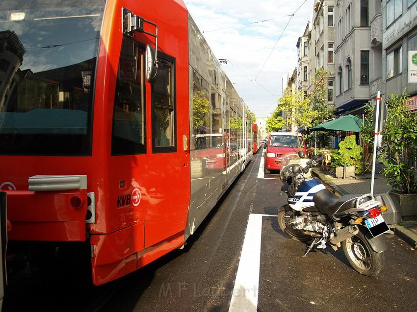 VU Krad KVB Bus Koeln Innenstadt Aachenerstr P14.JPG